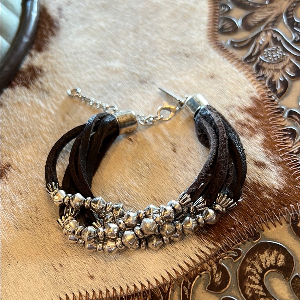 Silver and Black Beaded Bracelet